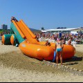 Анапа Центральный пляж надувная водная горка для детей
